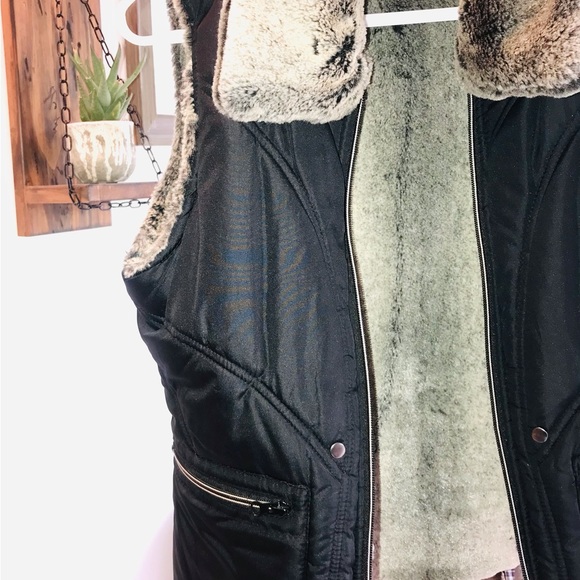 Reversible woman’s vest small - Picture 5 of 12